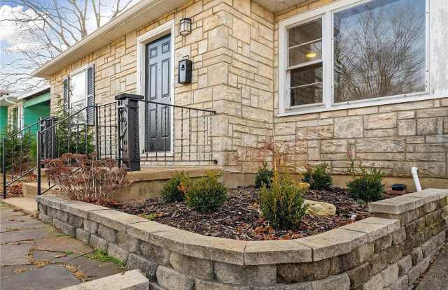 Charming & Cozy 2-Bedroom Home in Cape Girardeau Gallery 3