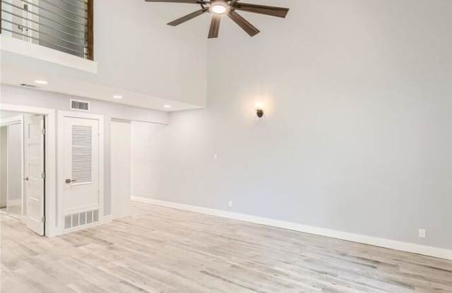 1913 Lightsey Road Gallery 4