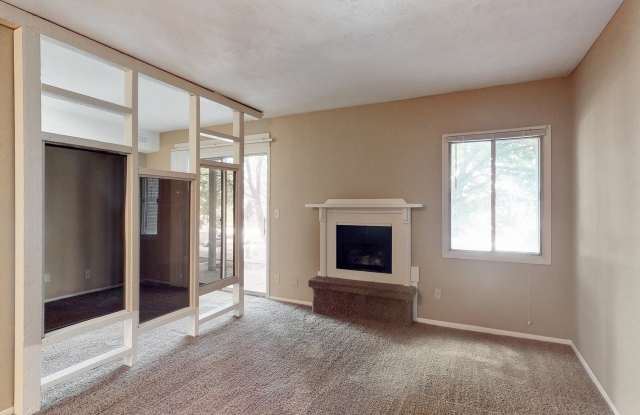 Camelot Village Apartments Gallery 3