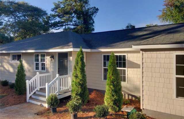 2851 Lambert Trail Gallery 1