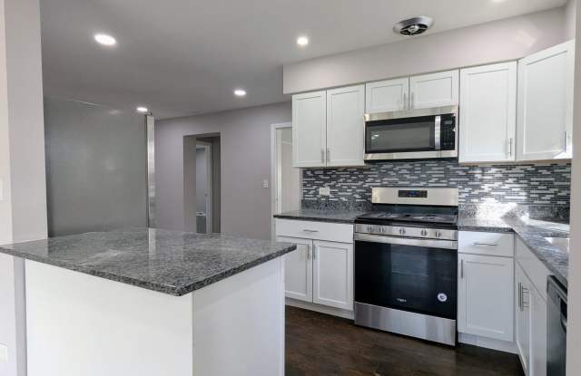 209 North Dryden Place Gallery 3