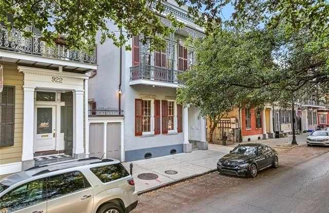 926 ESPLANADE Avenue Gallery 2