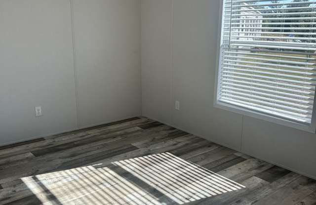 New 3 Bedroom 2 Bath Home Gallery 3