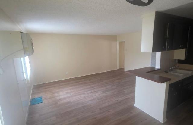 1343 N. Curson photos photos