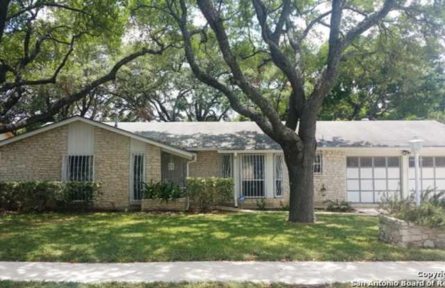 Charming one story in Rolling ridge subdivision. photos photos