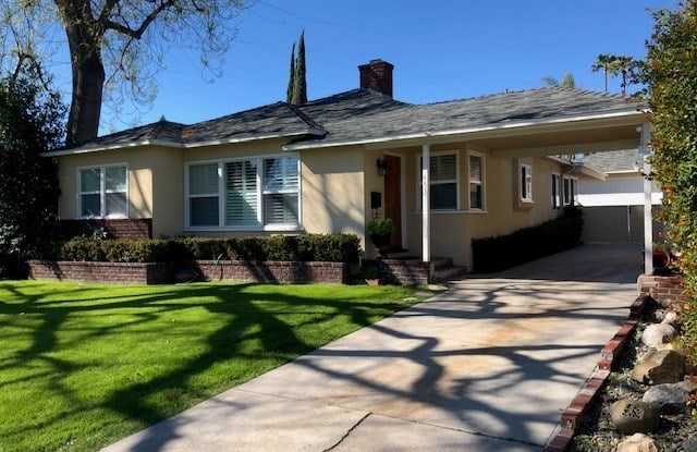 453 Irving Drive - 453 Irving Drive, Burbank, CA 91504