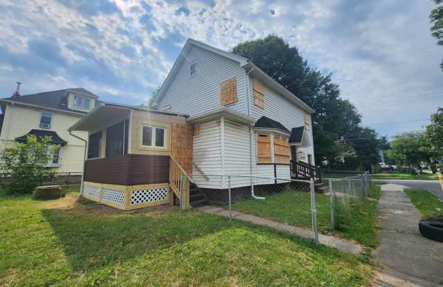 Three Bedroom Single Family Home! - 8 Aurora Street, Rochester, NY 14621 Three Bedroom Single Family Home! - 8 Aurora Street, Rochester, NY 14621