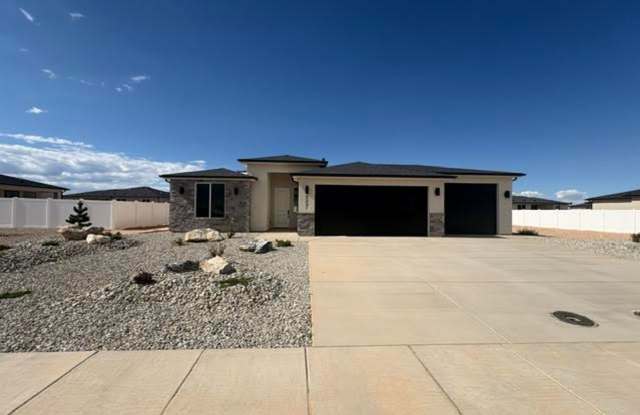 Move-In Discount! New Construction 3 Bedroom- 2 Bath Single Family Home Gallery 1