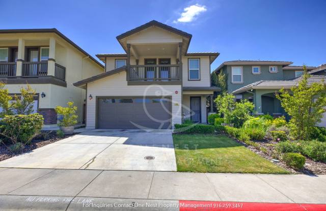 Early Summer move in, available ASAP 4 bd 3 bth backyard and balcony photos photos
