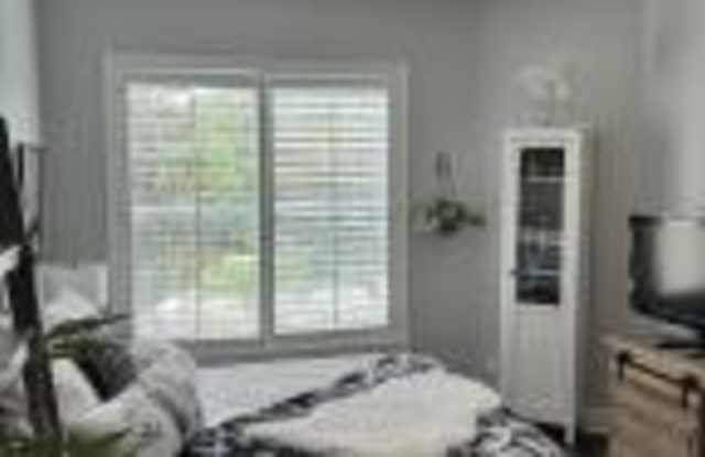6095 NW HELMSDALE Way Gallery 4