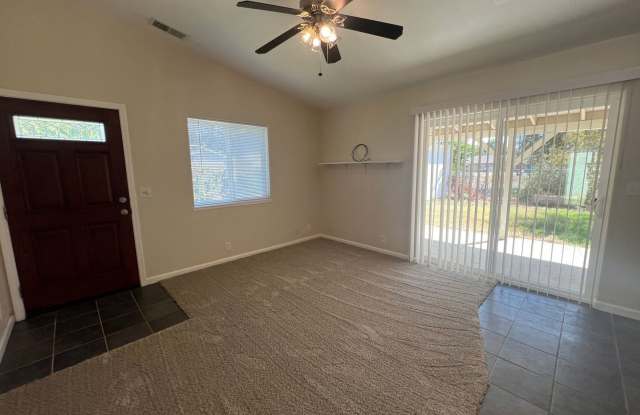 1 Bedroom 1 Bath Home in the Antelope Area Gallery 4