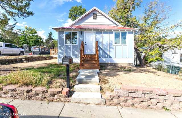 3 Bedroom 2.5 Bathroom Downtown Home For Rent Gallery 3