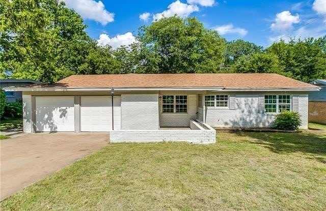 3821 Bonnie Drive - 3821 Bonnie Drive, Fort Worth, TX 76116