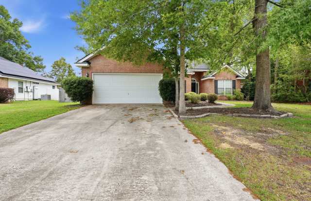 Centrally Located Home in Richmond Hill photos photos