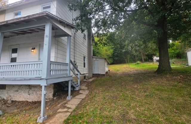 3 bedroom 1 bathroom Gallery 1