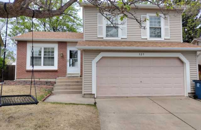 4BR 2BA Home on 6015 sq ft Lot Adjacent to Open Space photos photos