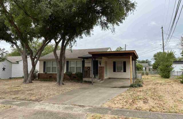 4300 MCCUTCHEN AVENUE Gallery 3