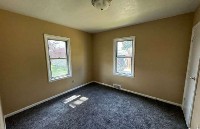 Check this Single-Family Home! Gallery 2