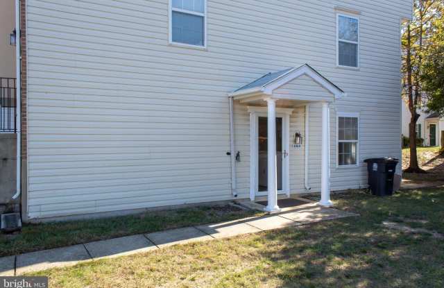 4160 CRAB APPLE Court Gallery 1