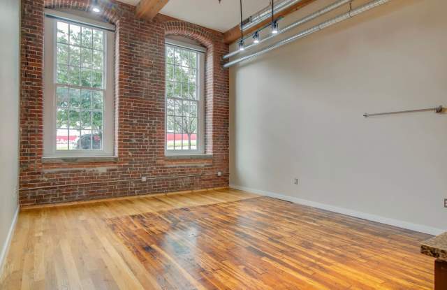 AMAZING 1BED 1 BATH WERTHAN LOFT photos photos