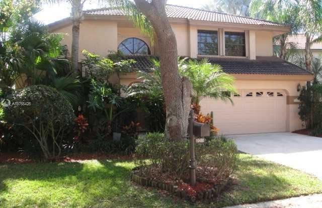 10480 NW 14th St - 10480 Northwest 14th Street, Plantation, FL 33322