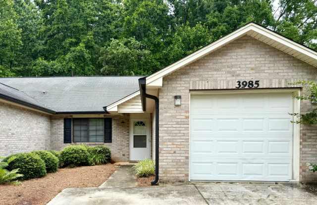 Single Story Gainesville Townhome with Garage photos photos