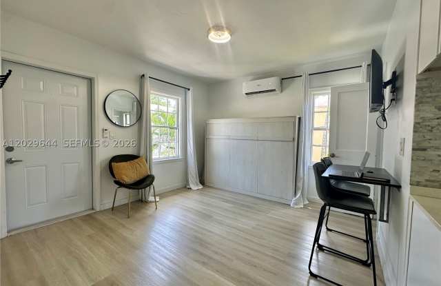 415 75th St photos photos