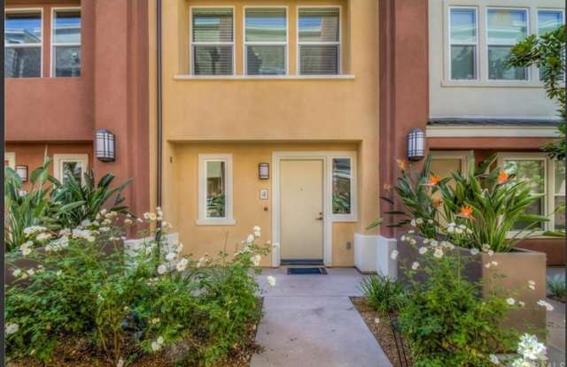 12834 Palm Street, Unit 4 Gallery 2