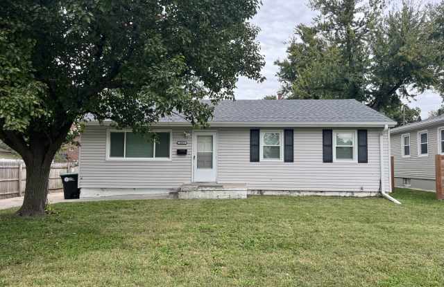4161 N 61st Gallery 1