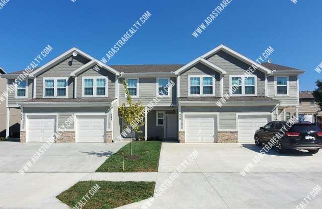 Gorgeous Like New-Built in 2020-Louisburg Town Home-Coming SOON!!! photos photos