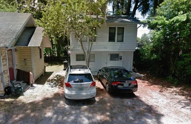 1324 NW 4TH Lane - 1324 Northwest 4th Lane, Gainesville, FL 32603