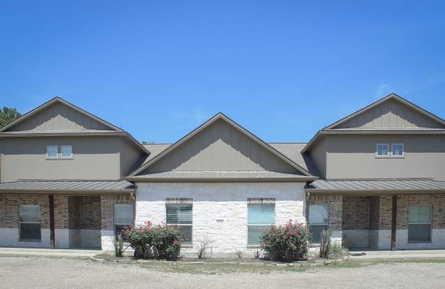 4032 Golden Eagle Drive - B photos photos