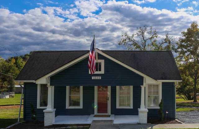 2332 S Hwy 81 - 2332 Highway 81 South, Washington County, TN 37659