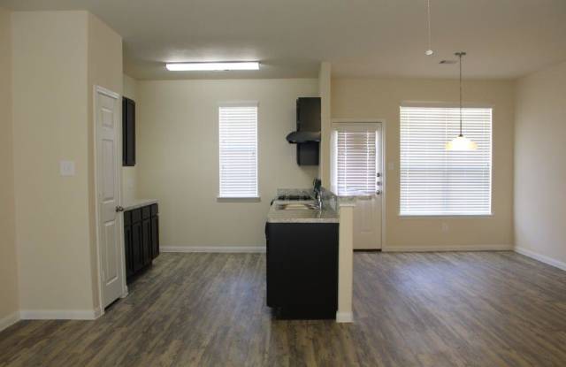 12359 Maura Ln Gallery 4