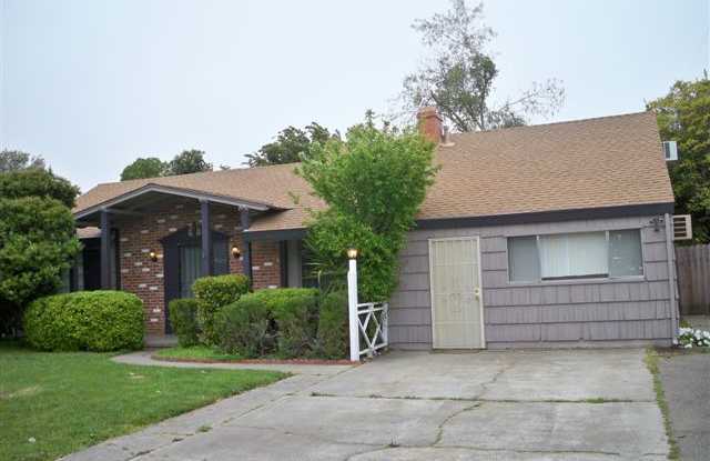 House For Rent! Gallery 1