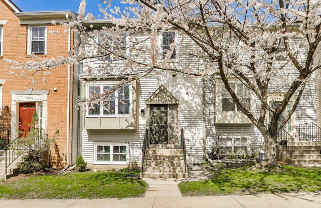 Bright and Beautiful - 3Bedroom/3.5Bathroom photos photos