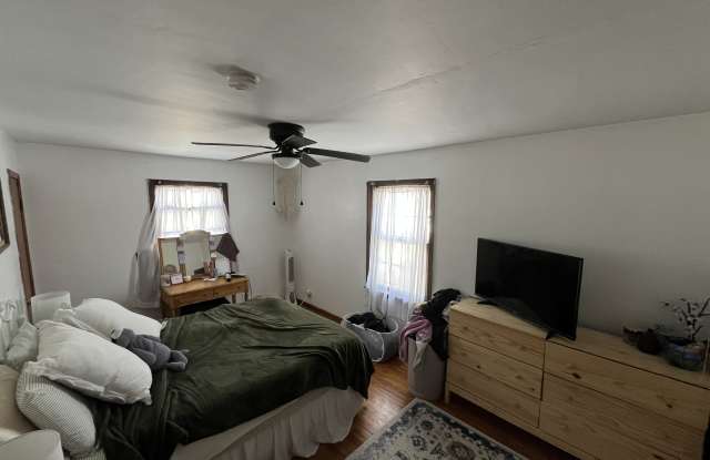 523 N Reserve St - 523 North Reserve Street, Muncie, IN 47303