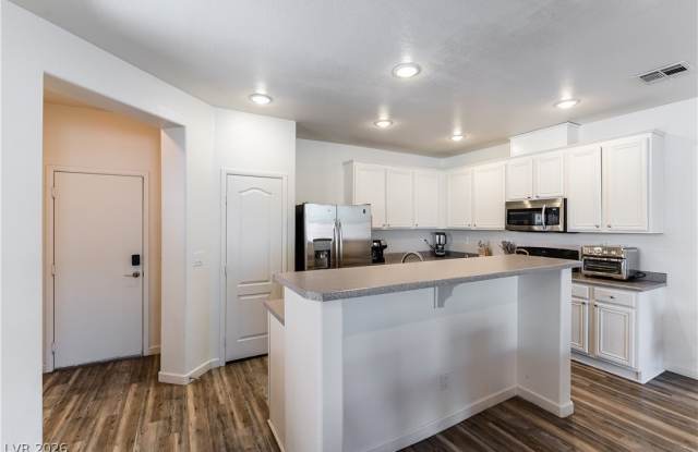 1362 Grass Creek Avenue photos photos