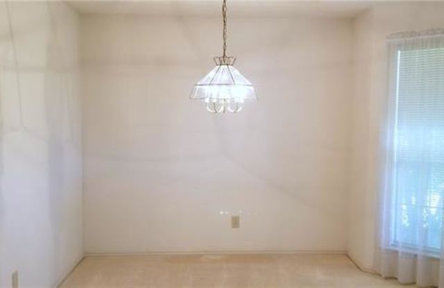 1508 Hollow Oak Drive Gallery 2
