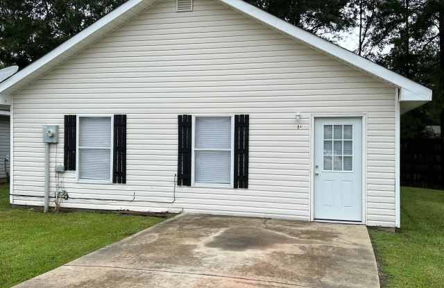 61 Bentley Brooke Ln - 61 Bentley Brooke Lane, West Hattiesburg, MS 39402