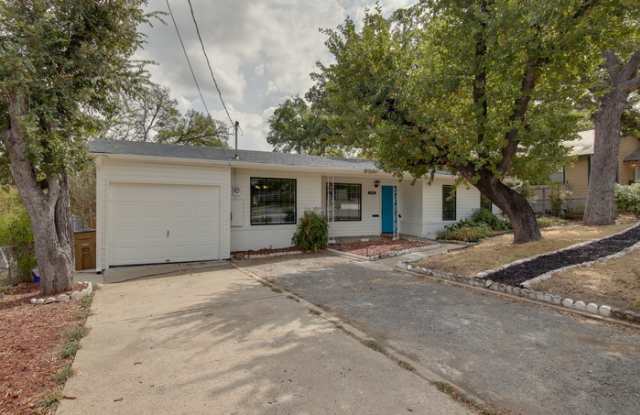 1311 Webberville Road Gallery 4