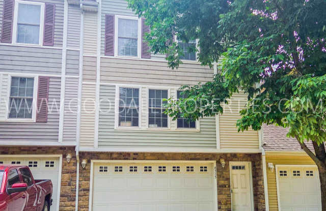 Summer Special! 2-Bedroom, 2.5-Bath Townhome in Urbandale with 2-Car Attached Garage photos photos