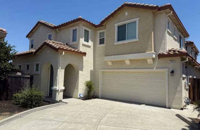 Wonderful North Village home with no rear neighbors photos photos