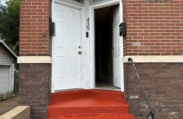 439 Fassen Street photos photos