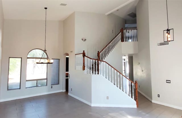 3741 N LADERA Circle Gallery 2