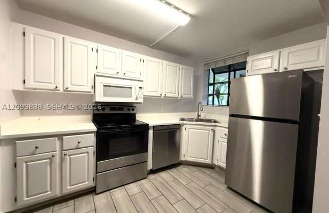 1258 S Military Trl Gallery 2