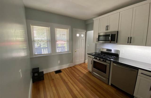 7 Bay State Ave photos photos