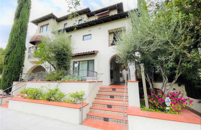 108 S El Molino Avenue - 108 South El Molino Avenue, Pasadena, CA 91101