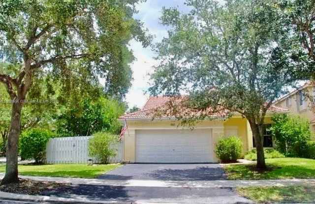 727 Sand Creek Cir photos photos