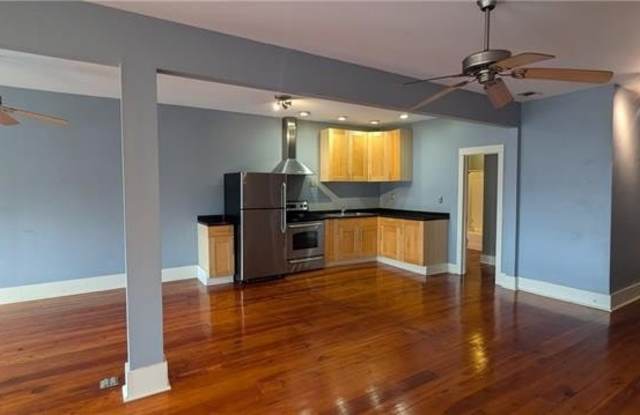 439 ELMIRA Avenue Gallery 3